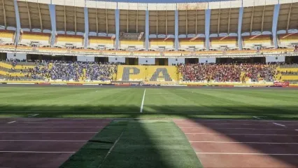 استادیوم نقش جهان، ستاره‌های استقلال را حذف کرد!