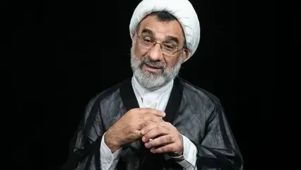 حرف‌های المیرا شریفی دروغ است، عذرخواهی کند!
