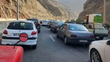 توقف یک‌ساعته خودروها در آزادراه تهران-شمال
