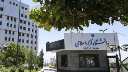 ویراژ خودروهای لاکچری چند دانشجو مقابل دانشگاه آزاد