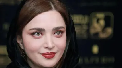 احساساتی شدن بهنوش طباطبایی هنگام آوازخوانی خواننده معروف
