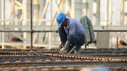 افزایش حقوق کارگران در انتظار تصمیم دولت / صادقی: افزایش باید از اول مهر اعمال شود