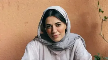 فیلم آغوش بازیگر زن و مرد روی صحنه این تئاتر جنجالی شد ! / ماجرا چیست ؟!