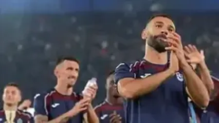 ویدئو: جشن محمد صلاح در حضور هواداران پس از درخشش مقابل گالاتاسرای