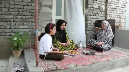 غذای روستایی در ایران؛ پخت نان سنتی و مربای انجیر خانگی