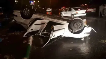 فیلم مرگ دلخراش راننده پژو در برخورد با تیر برق