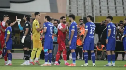 خلاصه بازی استقلال - پرسپولیس