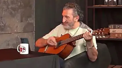 خوانندگی غافلگیرکننده یوسف صیادی در یک برنامه