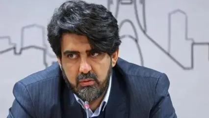 خبرنگار رکنا از سخنگوی شهرداری تهران پرسید: چرا در تهران در تمام ساعات روز ترافیک سنگین وجود دارد؟ /محمدخانی در پاسخ: «ساعت ۳ نصفه‌شب که ترافیک نیست!»