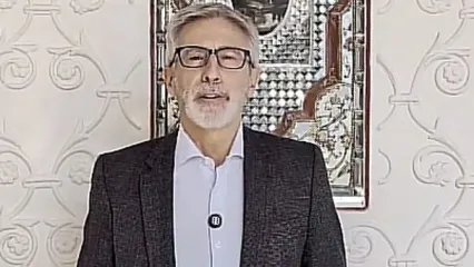 حافظ خوانی سفیر فرانسه در ایران