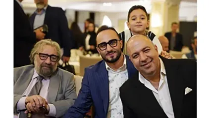 استایل درخشان ستاره‌های سینما در مراسم رونمایی از آلبوم قطعه پرطرفدار داد از جدایی؛ از کت و شلوار شیک مسعود کیمیایی و تیپ دخترپسندِ فریبا نادری تا استایل مونوکروم نرگس محمدی