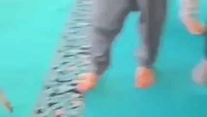 مهمانان ناخوانده در مسجد