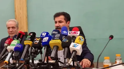 معاون رئیس جمهور: فیلترینگ با منافع ملی مطابقت ندارد/ مردم ایران باید در فضای مجازی حضور پویا داشته باشند/ اکثر مسئولان اینستاگرام و توئیتر دارند