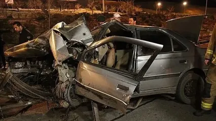 فیلم لحظه ورود مرگبار پژو ۴۰۵ به خانه ای در پارس‌آباد / 3 نفر کشته شدند