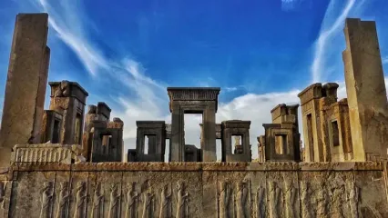 نگاهی به مراحل ساخت کاخ تخت جمشید؛ مهندسان هخامنشی چگونه ستون‌های 20 تنی پارسه را بدون جرثقیل های امروزی بالا بردند؟