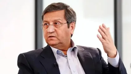 انگلیسی حرف‌زدن رئیس بانک مرکزی سوژه شد