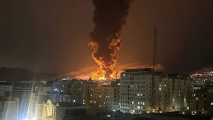 جهان، نگاه کن؛ دختر سه‌ساله ایرانی با عروسکی در دست زیر آوار جنگ جان داد