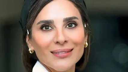 فیلم افتتاح سالن آرایشی سحر دولتشاهی با یک عروس خانم