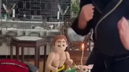 حرکت دیدنی ستاره اکشن سینما در جشن تولدش