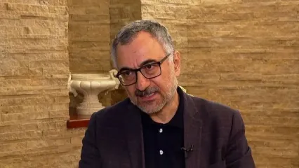 لیلاز: کریم‌خان زند یک لُر بیسواد بود!