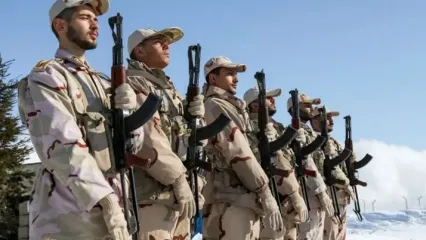 مقام ارشد نیروی انتظامی: مدت سربازی 30 سال است