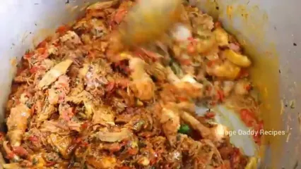 غذای روستایی در هند؛ پخت بریانی با 50 کیلوگرم مرغ، برنج و گوجه فرنگی