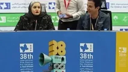 واکنش نعیمه نظام‌دوست به شوخی عمو پورنگ درباره وزنش