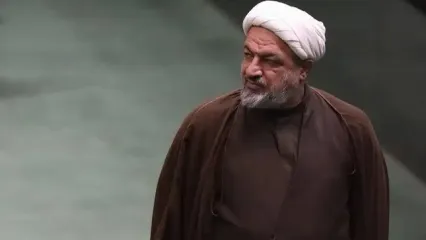 چند زن برای آزادی رسایی طلا و ملک وثیقه گذاشتند!