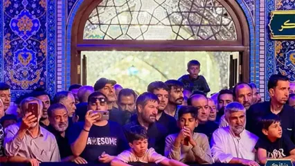 تصاویر شعار دادن گروهی از زنان کنار مزار رهبر شهید