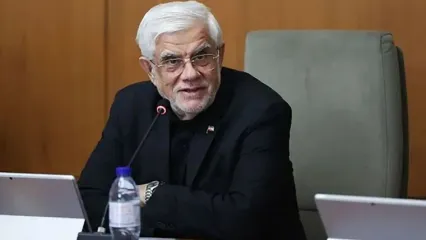 عارف: پاک نژاد جواب رئیس جمهور آمریکا را داد / ماندن در مسئولیت وقتی نمی‌توانی خدمت کنی، غصب است